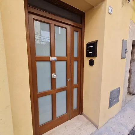 Tra I Mari